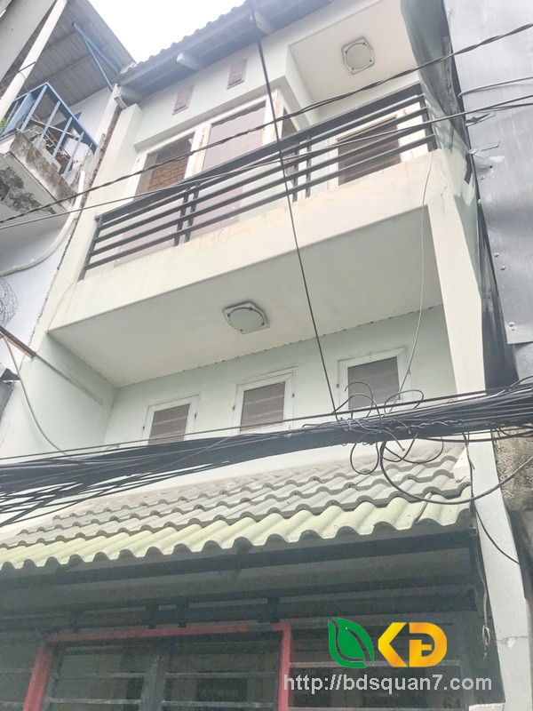 Bán nhà 2 lầu hẻm 64 Bùi Văn Ba quận 7.